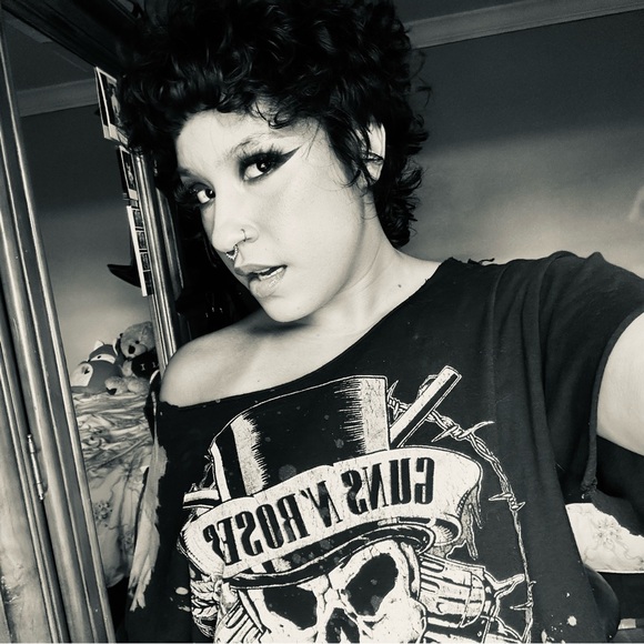 Meet your Posher, Bianca! - Picture 3 of 10